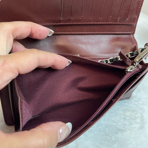 COPY - CHANEL CC QUILTED LAMBSKIN BIFOLD WALLET ON A CHAIN - Picture 10 of 16